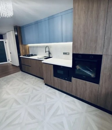 Продаж 1к квартири, 83 кв.м, пров. Цегельний - фото 1