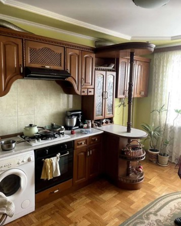 Продаж 3к квартири 116 кв. м на вул. Котляревського - фото 1