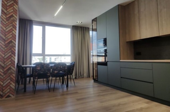 Продається 3 кімнатна квартира по вул. Торговиця - фото 1