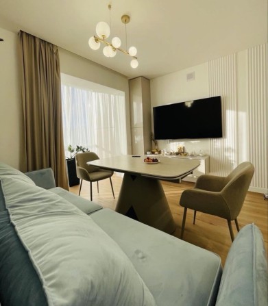 Продається 3 кімнатна квартира р-н Старий Парк - фото 1