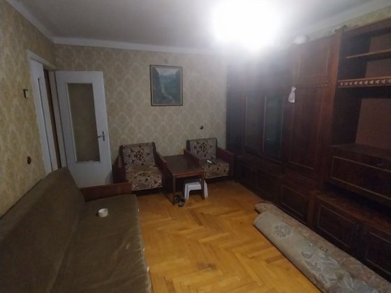 Терміново!!!Продаж 2 кімнатна квартира центр Ужгород