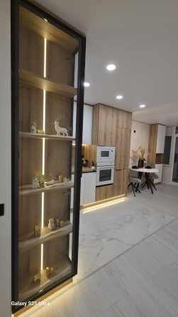 Продаж 2 кімнатної квартири з кухнею-вітальнею на Бамі - фото 1