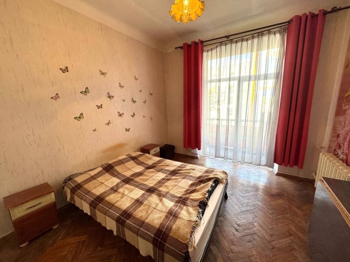 Двокімнатна квартира в центральній частині міста - фото 1