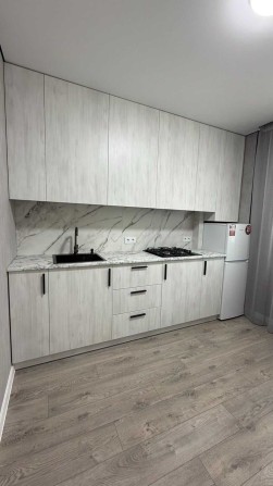 1к.квартира, новобудова, зі свіжим ремонтом, 40м2, ПЕРЕУСТУПКА - фото 1