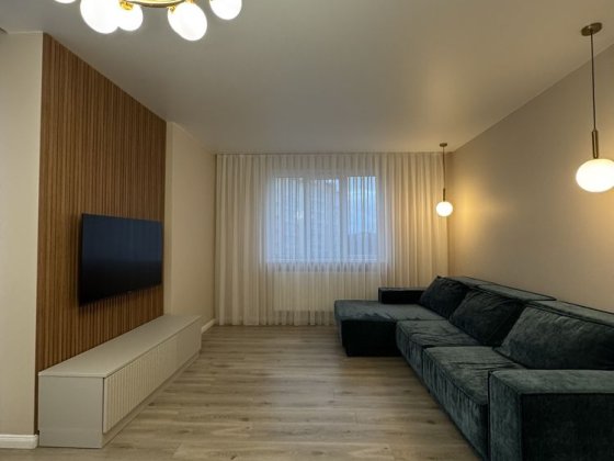 Продаж 2х кім квартири з якісним ремонтом Новобудова більше 3х років Черновцы