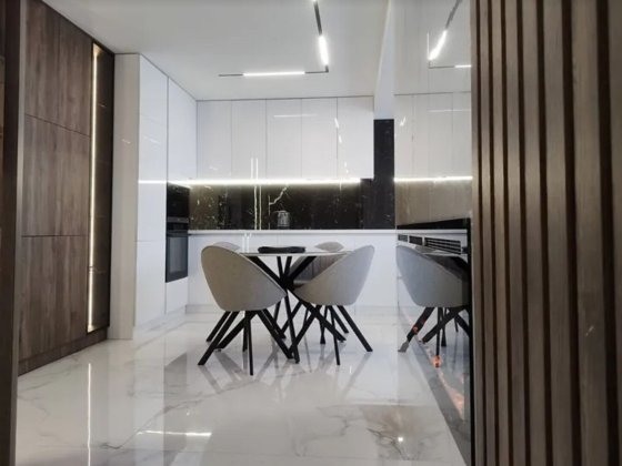 Продаж 3к квартири 95 кв. м на пл. Героїв Євромайдану Тернопіль