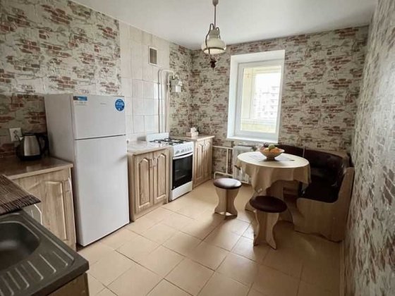 Продам 1к квартиру, в цеглі, з ремонтом, р-н Фурманова Полтава