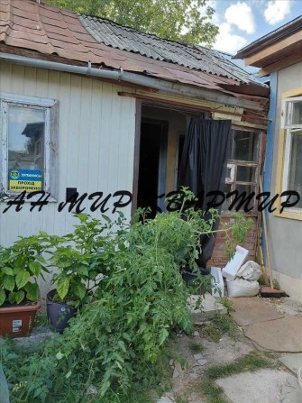 Центр!  1 кімнатна під капітальний ремонт! - фото 1