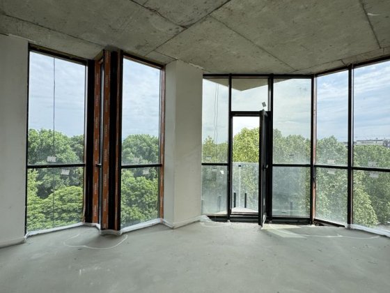 Продаж 3 кімнатної квартири з видом на набережну Ужгород