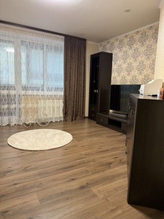 Продам 2-х кімнатну видову квартиру вул Жужоми р-н Митниця - фото 1