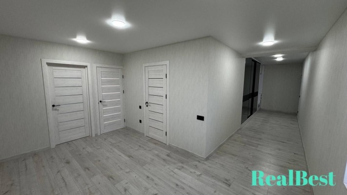 Продаж / Квартира / вул. Степана Дем'янчука , Автовокзал, Рівне - фото 1