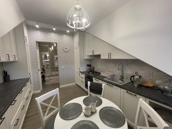 Продаж 2 кімн кв у новобудові з ГАЗОМ Ужгород