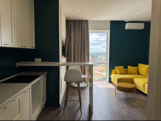 Однокімнатна квартира з видом на озеро ‼️ Ровно