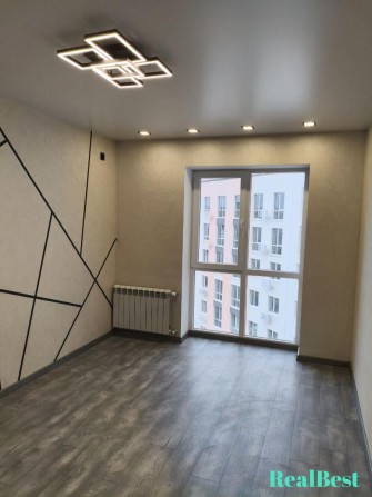 Продаж / Квартира / вул. Соборна, Ювілейний, Рівне - фото 1