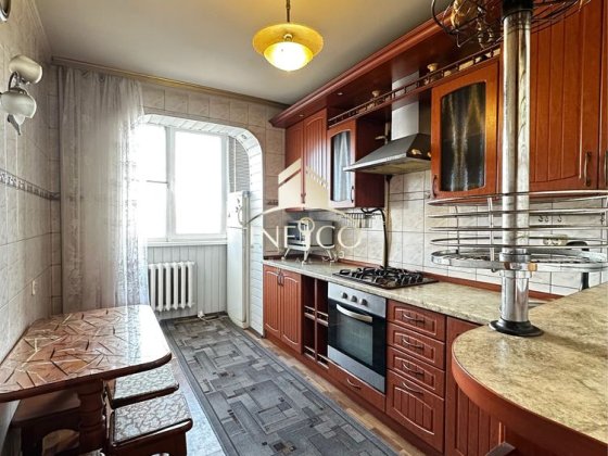 Продаж трикімнатної кіартири в ПЗР з величезним балконом Черкассы