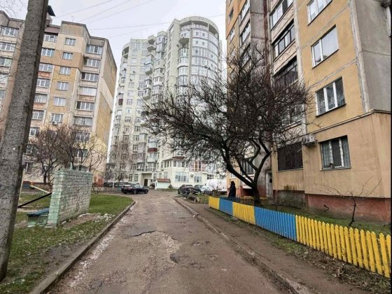 Сертификат Продам 1 ком Центр Чернигов