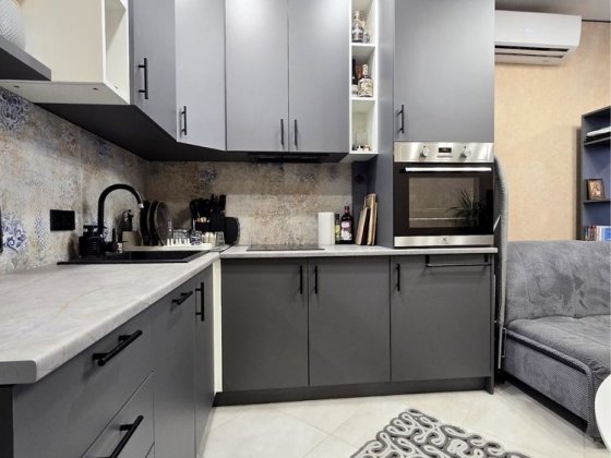 Продам СУЧАСНУ МОЛОДІЖНУ УКОМПЛЕКТОВАНУ 1кімнатну студію, Яблунівська! Черновцы