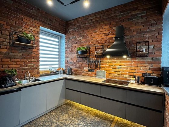 2х кімнатна квартира з сучасним ремонтом в центрі міста. Ужгород