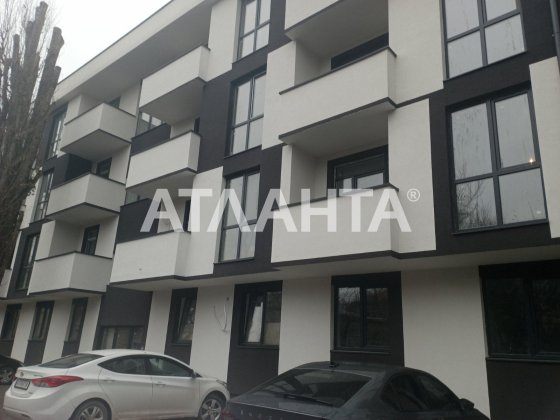 Продається 1 кім. квартира по вул. Тихого Ужгород