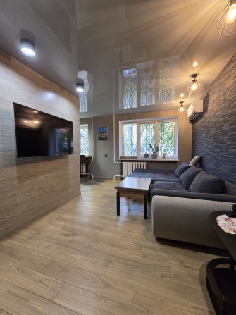 Продаж 2кім. Квартири або комерції в центральній частині міста - фото 1