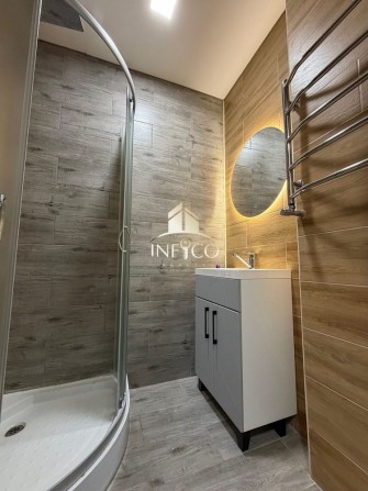 Продаж трикімнатної квартири - фото 1