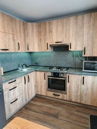 Продаж 2кім.Кв. 2/10кирп.НОВОБУДОВА. Євроремонт.Меблі.Техн. Зайти-жити - фото 1