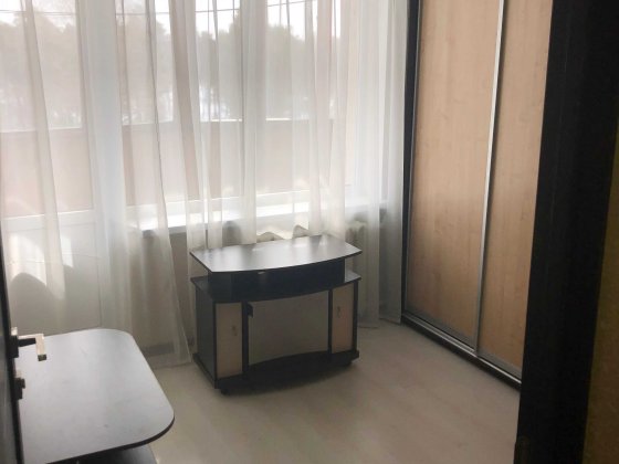 1 кімнатна квартира з ремонтом Дарницький р-н, без комісії Киев