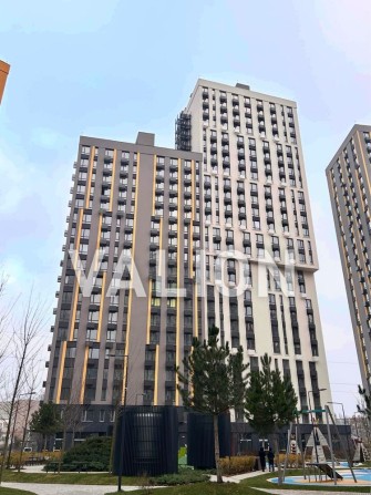 Продаж 1 кім квартири без ремонту, ЖК Світло Парк біля метро Видубичі - фото 1