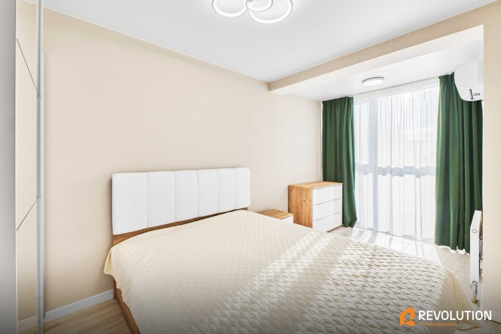 Є ГЕНЕРАТОР, Продаж 1к квартири з ремонтом, ЖК Orange city, Деміївська - фото 1