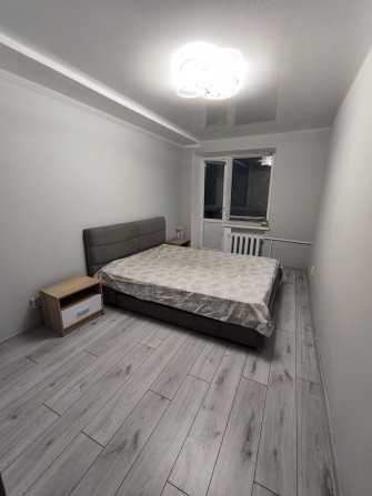 Продам 3х кімн.квартиру в районі 700 річчя, з видом на Дніпро - фото 1