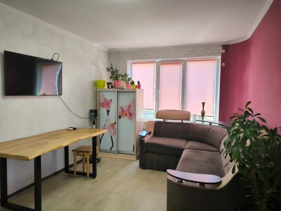 Продаж 3-кімнатної квартири Чернигов