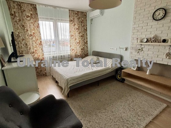 ЖК Молодіжний квартал! 1к квартира 38м2 з ремонтом! Вул. Ващенка 5 Киев