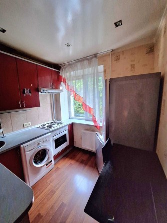 Продам 3 кімнатну квартиру на проспекті Левка Лук'яненка. - фото 1