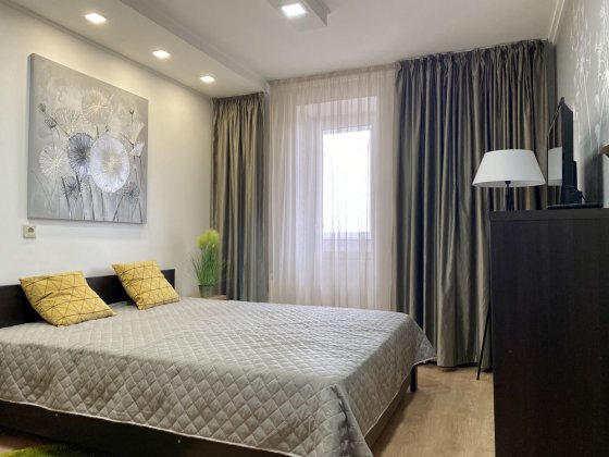 Сучасна квартра р-н. Митниця, вул. Г. Дніпра Черкассы