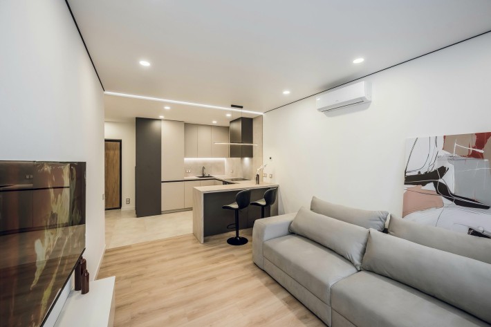 1к-к-ра 42м2 Варшавський-3/Варшавский.Дизайн.р-нт.Генератор. Без % - фото 1