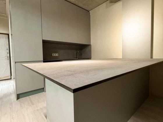 Продаж 1 кімнатної квартири-студії з сучасним ремонтом Ужгород