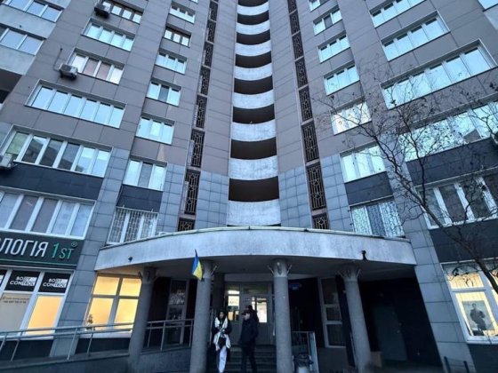 Продам квартиру метро Позняки/Срибнокильская/жкКорона Київ