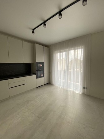 2к.кв. з авторським дизайном ЖК "ОАЗІС", Центр - фото 1