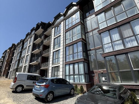 Продається 2-кімнатна квартира в новобудові Черновцы