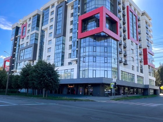 Продається 1но кімн кв.  Здана в експлуатацію біля  McDonald's Черновцы