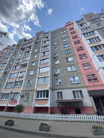 Однокімнатна квартира по вул. Льотна єВідноалення - фото 1