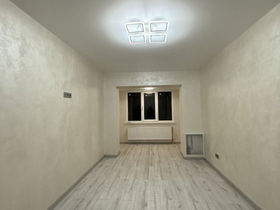 Продається 1-км київка на вул. Небесної Сотні Черновцы