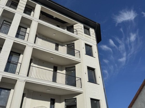 Продаж 1 кім + кухня студія МІНІНА паркова зона Щербанюка Черновцы