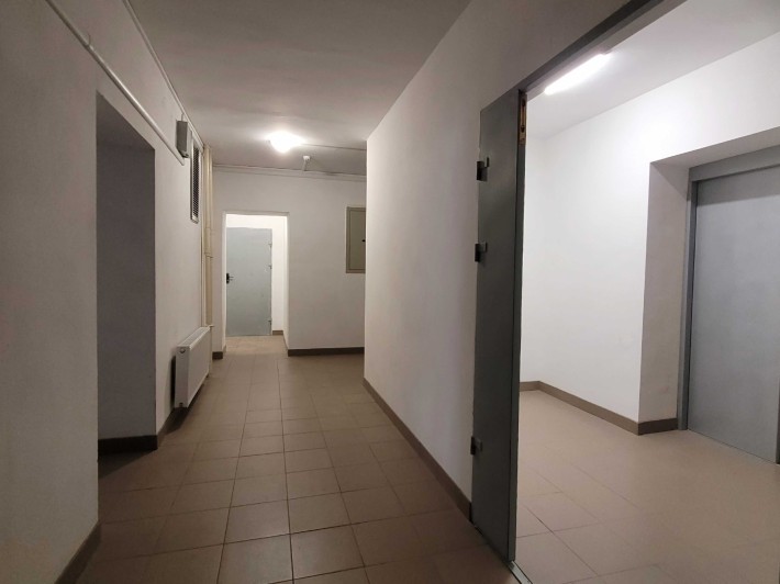 Продається квартира в новобудові, район центральної Митниці - фото 1