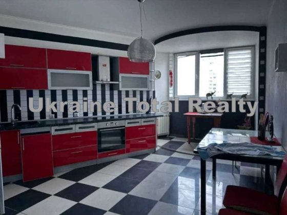 ЖК Корона! Велика 2 кімнатна квартира 87м2! Вул Срібнокільська 1 Киев