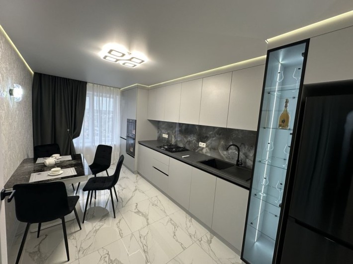 Квартира 1-к ЖК Сімейний Комфорт. Ремонт, меблі, техніка. - фото 1