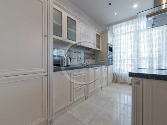 Продаж 3-кімнатної квартири в ЖК Новопечерські Липки - Драгомирова Киев