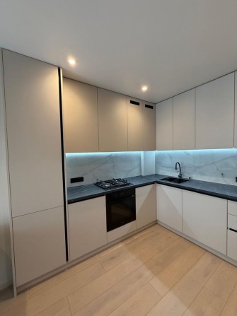 Продаж півторашки в Б4 - фото 1