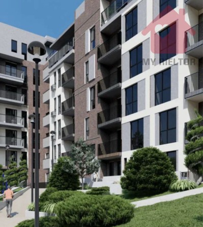 Продаж квартири у центрі! - фото 1