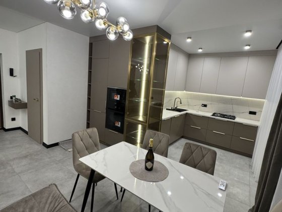 Продам 2 кімн здану новобудову Черновцы